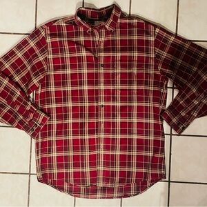 Like new 100% cotton L.L. Bean Men's Red and White Plaid Button Down Shirt